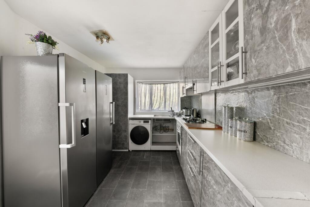 House in Southall - View 4