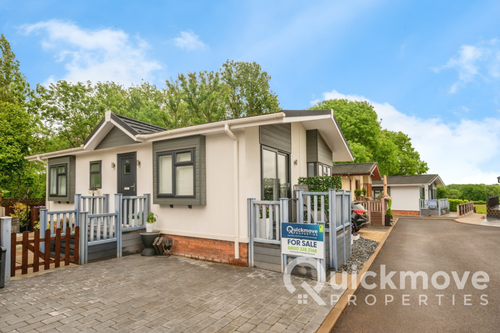 2-bed caravan on Bridgnorth, Shropshire, WV15, £174,950