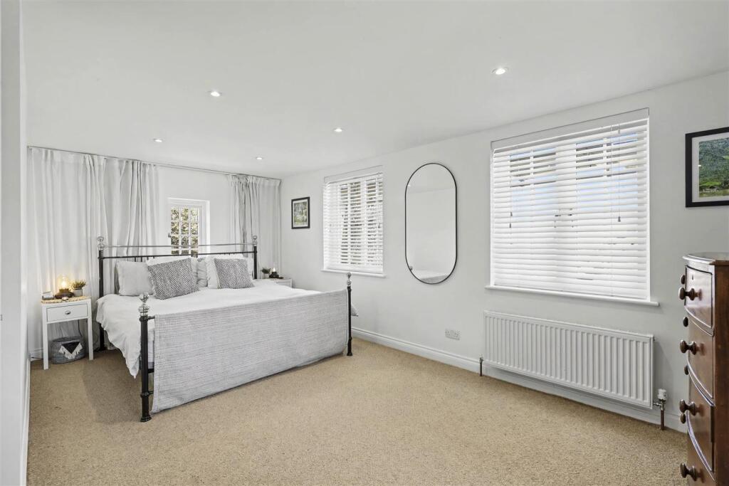 House in Uttlesford, Saffron Walden - View 3