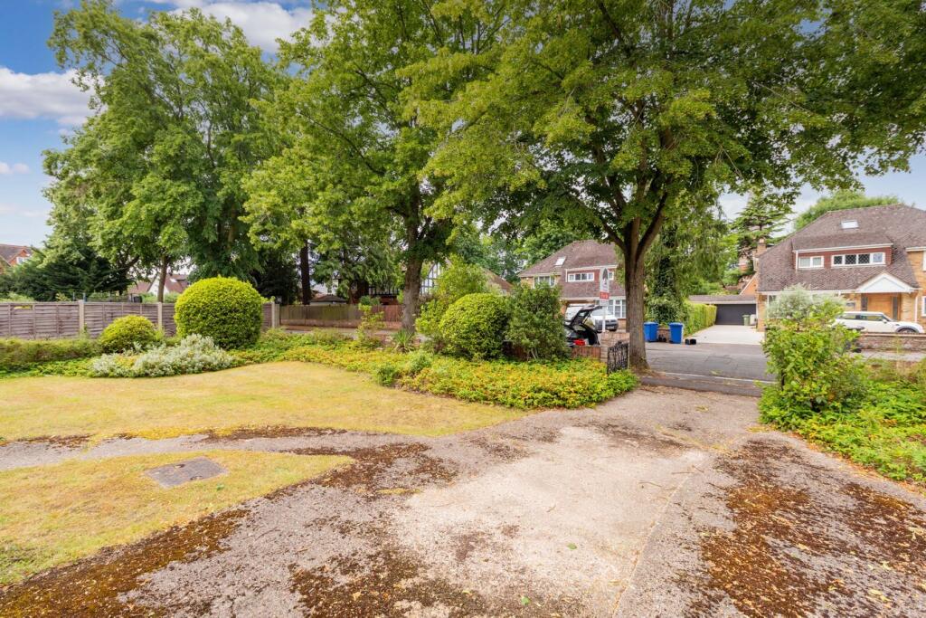 House in Slough, Windsor and Maidenhead - View 4