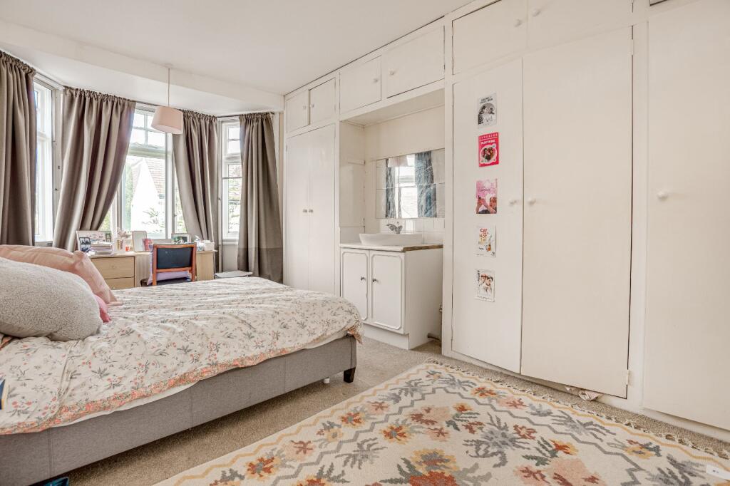 House in London - View 4