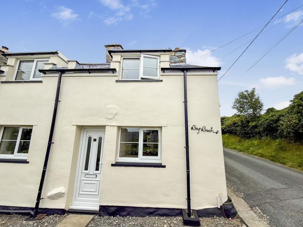 Main image of property: Dyffryn Ardudwy, LL44
