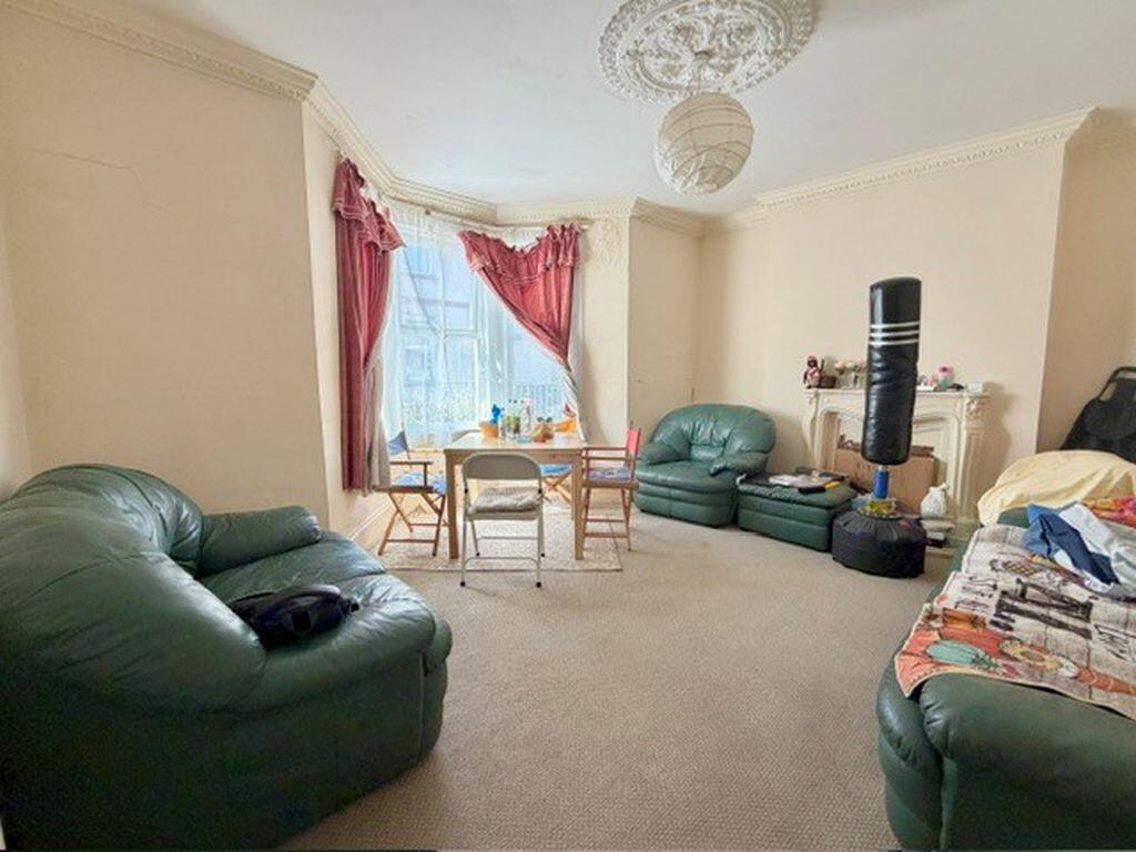 House in Plymouth - View 3
