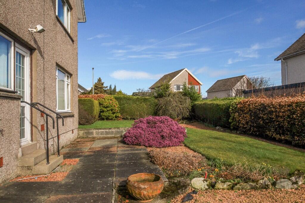 3 Old Kirk Road, Dunfermline, Fife, KY12 7SU photo 2
