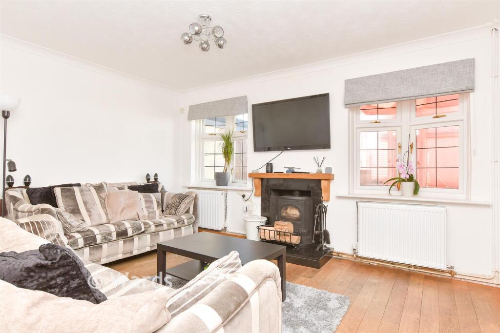 House in Dartford - View 4