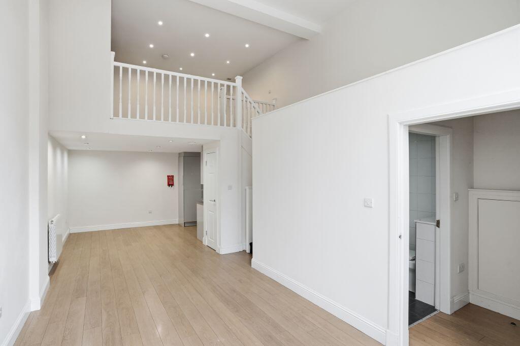 12 Duke Street, Edinburgh, EH6 8HQ photo 2