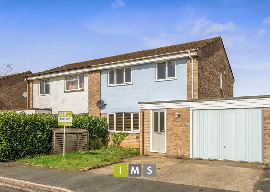 Main image of property: Milton Close, Bicester, OX26