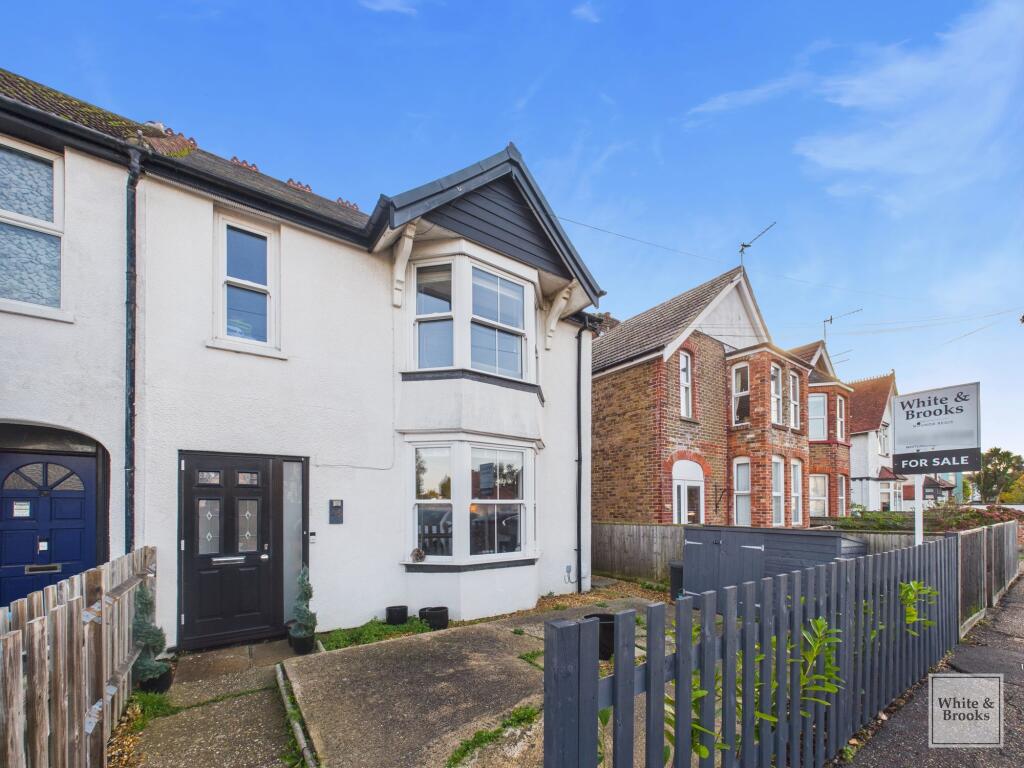 4-bed semi-detached on Links Avenue, Bognor Regis, PO22, £465,000