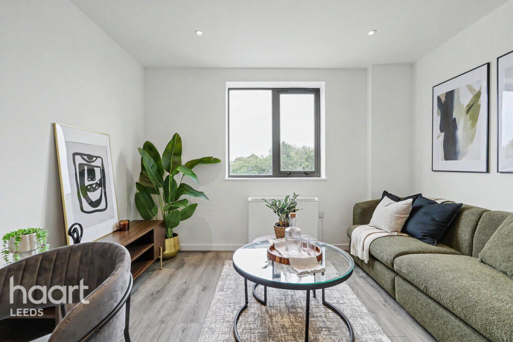Main image of property: The Oval, LEEDS