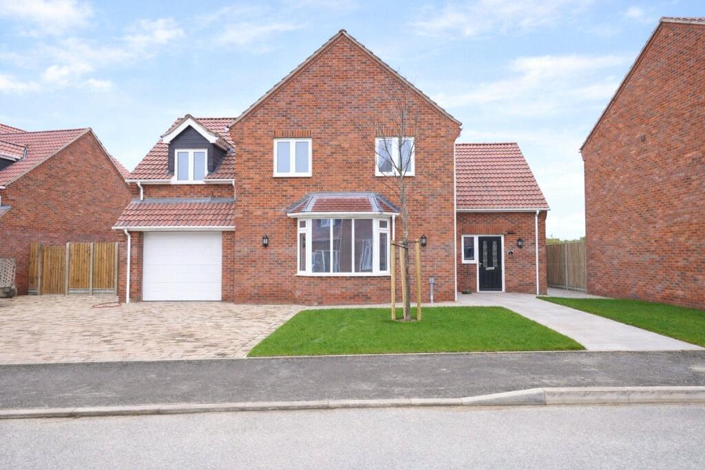 4-bed detached on White Horse Drive, West Row, Bury St. Edmunds, Suffolk, IP28, £549,995