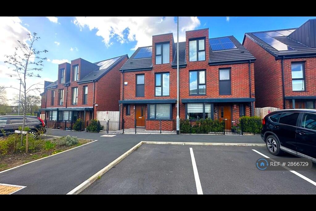 Main image of property: Amersham St, Salford, M5