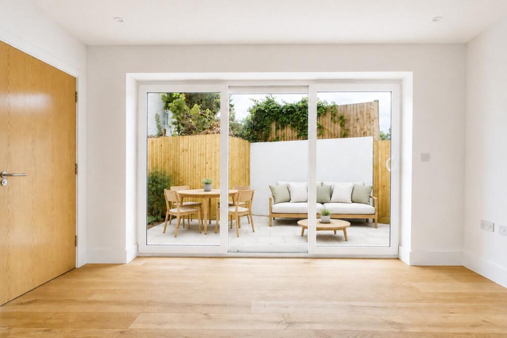Down Terrace | BN2 photo 5