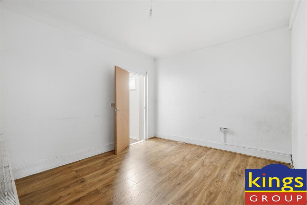 House in London, Upper Edmonton, Edmonton - More