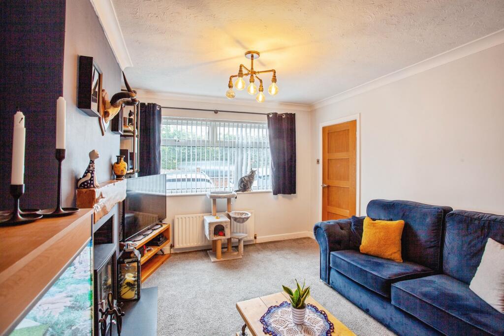 House in Wakefield - View 4