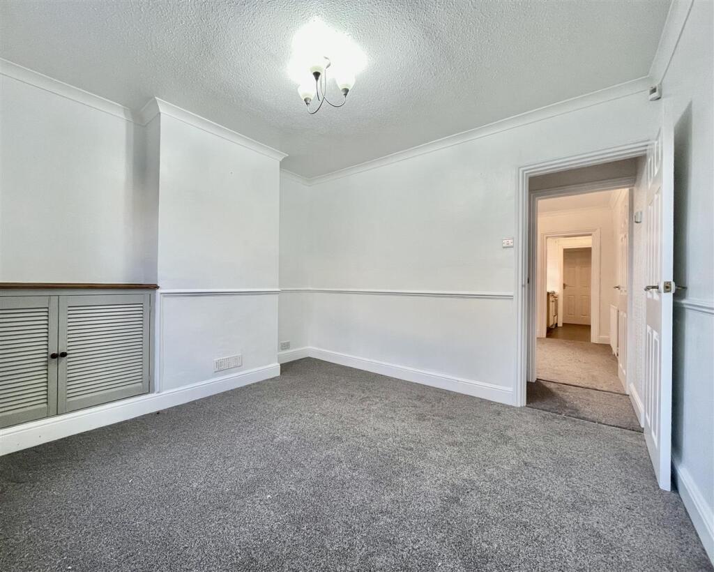 House in Gravesham, Denton - View 5