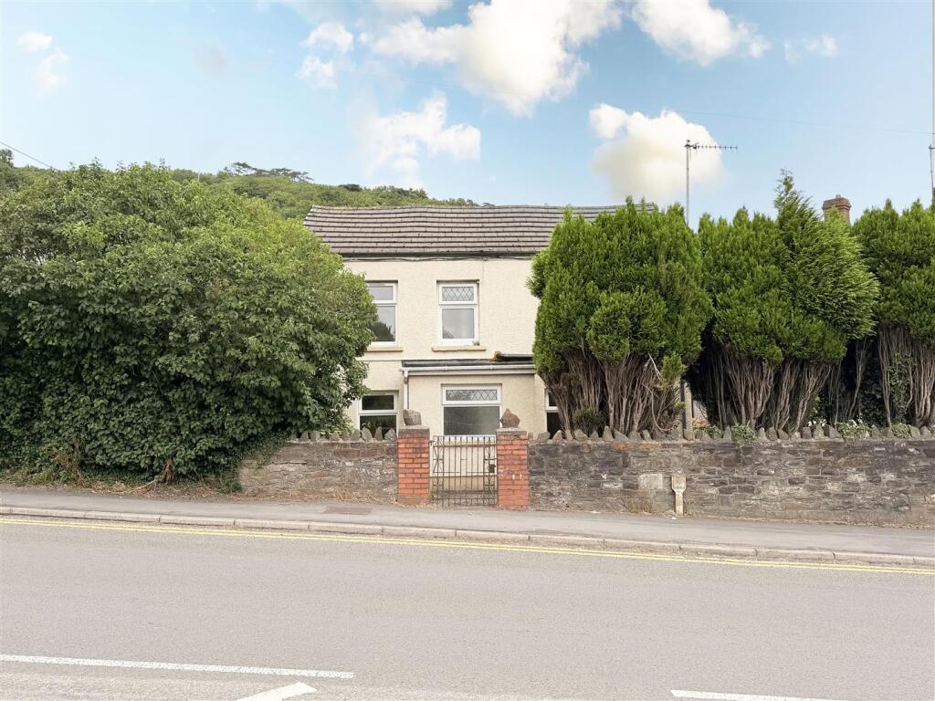 Main image of property: Pwll Road, Llanelli