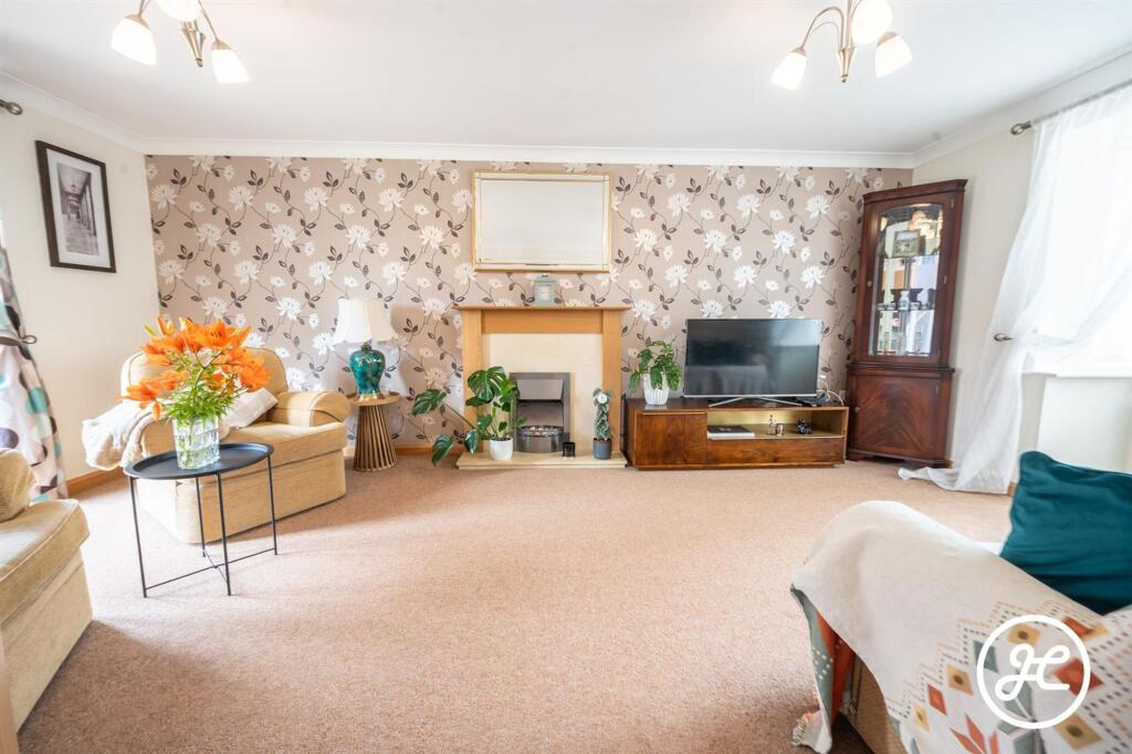 House in Taunton - View 4