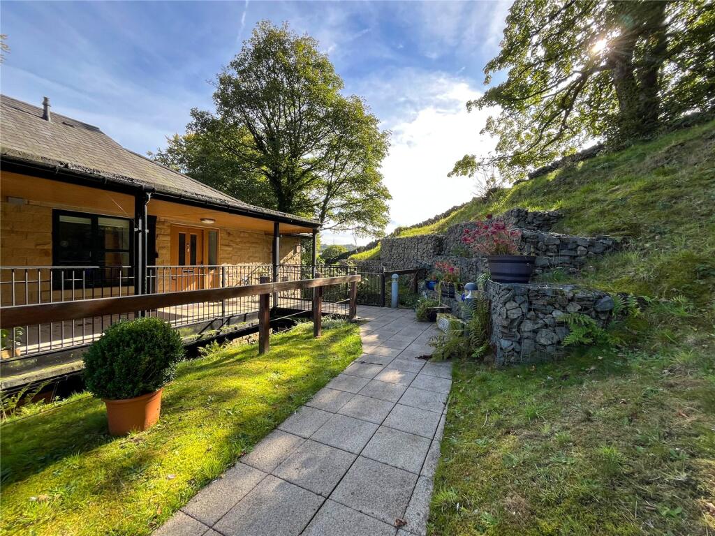 Main image of property: The Summerhouse, Stoneswood, Oldham Road, Delph, Saddleworth, OL3