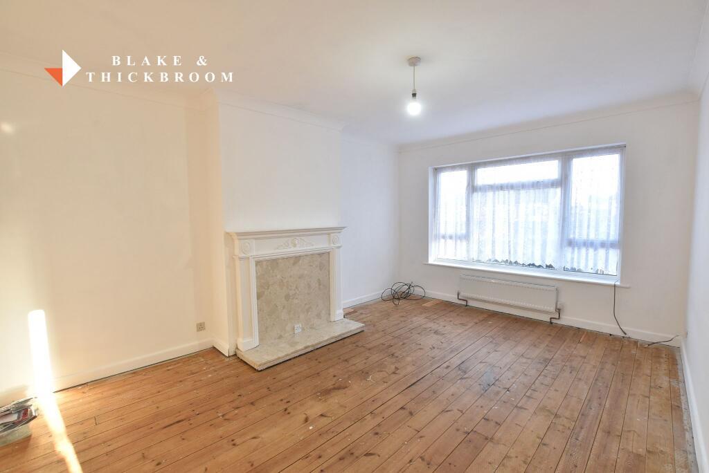 Heather Close, Clacton-on-Sea, Essex, CO15 4NA photo 2