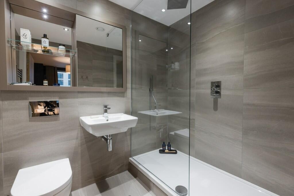Apartment in Leeds - More
