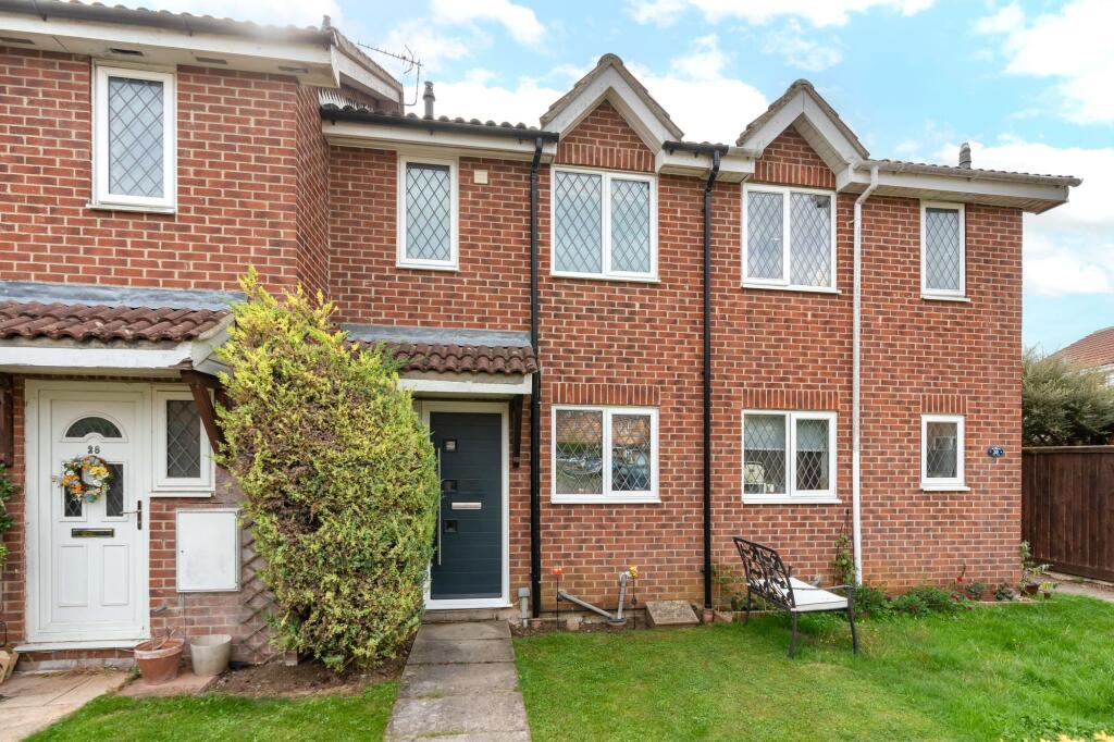 2-bed terraced on Bushy Close, Oxford, OX2, £325,000