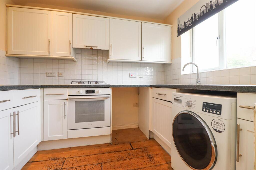 Hawthorn Place, Carlisle photo 4