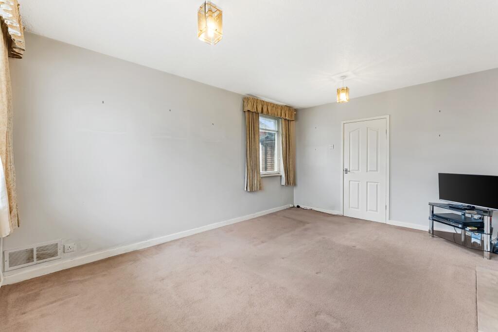 House in Bolton - View 5