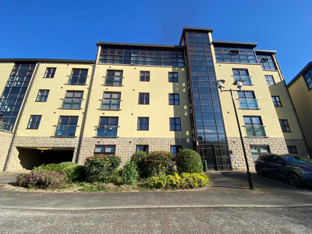 Main image of property: Queens Tower, Sheffield, S2 3RY