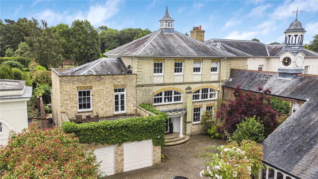Main image of property: Northaw Place, Coopers Lane, Northaw, Hertfordshire, EN6