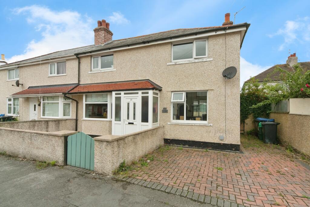 3-bed semi-detached on Ronald Avenue, Llandudno Junction, Conwy, LL31, £190,000