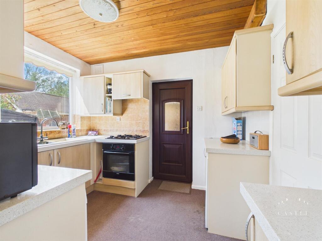 House in Hinckley and Bosworth, Barwell - View 4