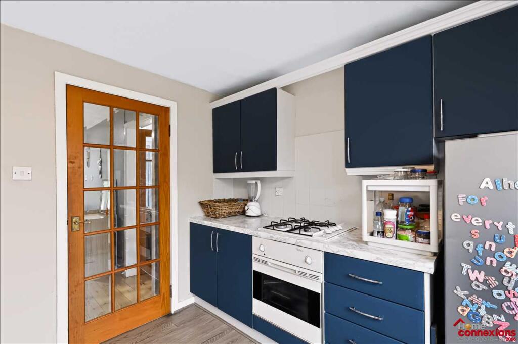 House in Glasgow, South Lanarkshire - View 4