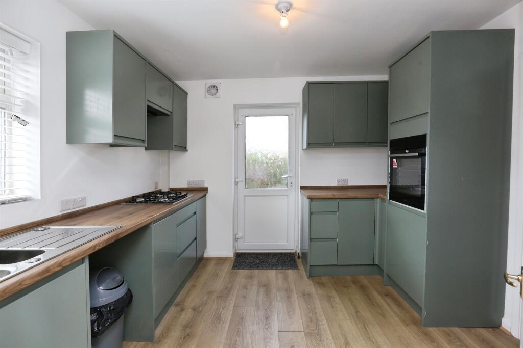 House in Southampton - More
