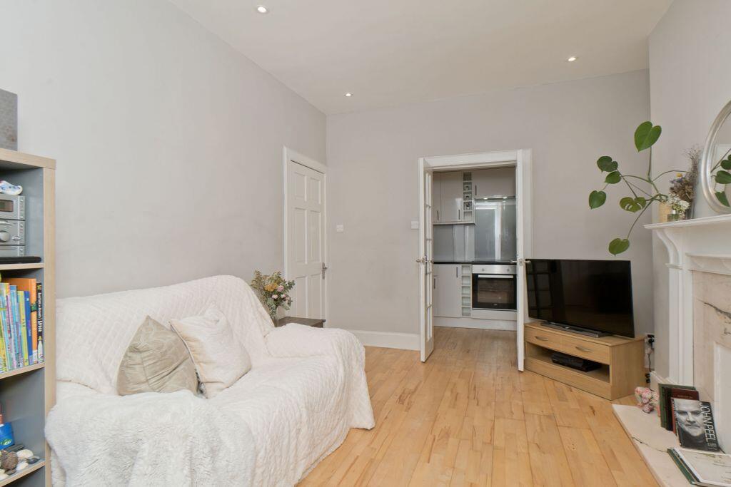 24/13 Hawthornvale, Newhaven, Edinburgh, EH6 4JN photo 4