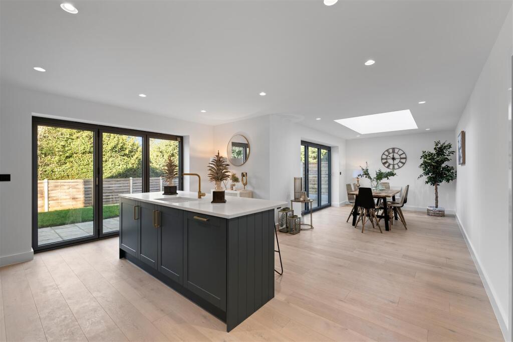 House in Rushcliffe, East Bridgford - View 5