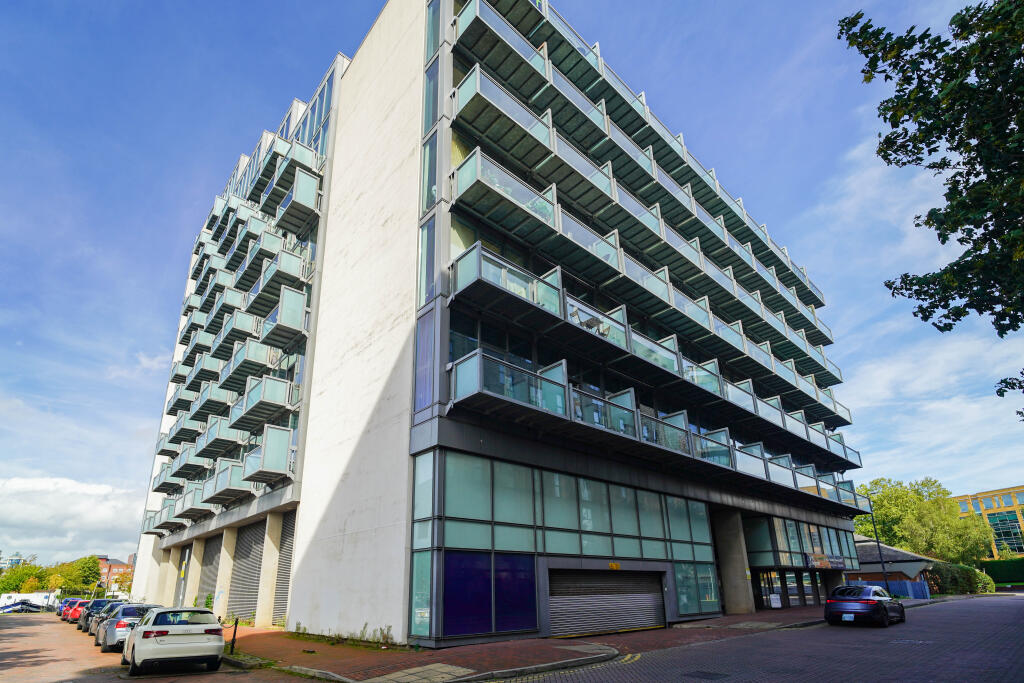 Main image of property: Clippers Quay, Salford, M50