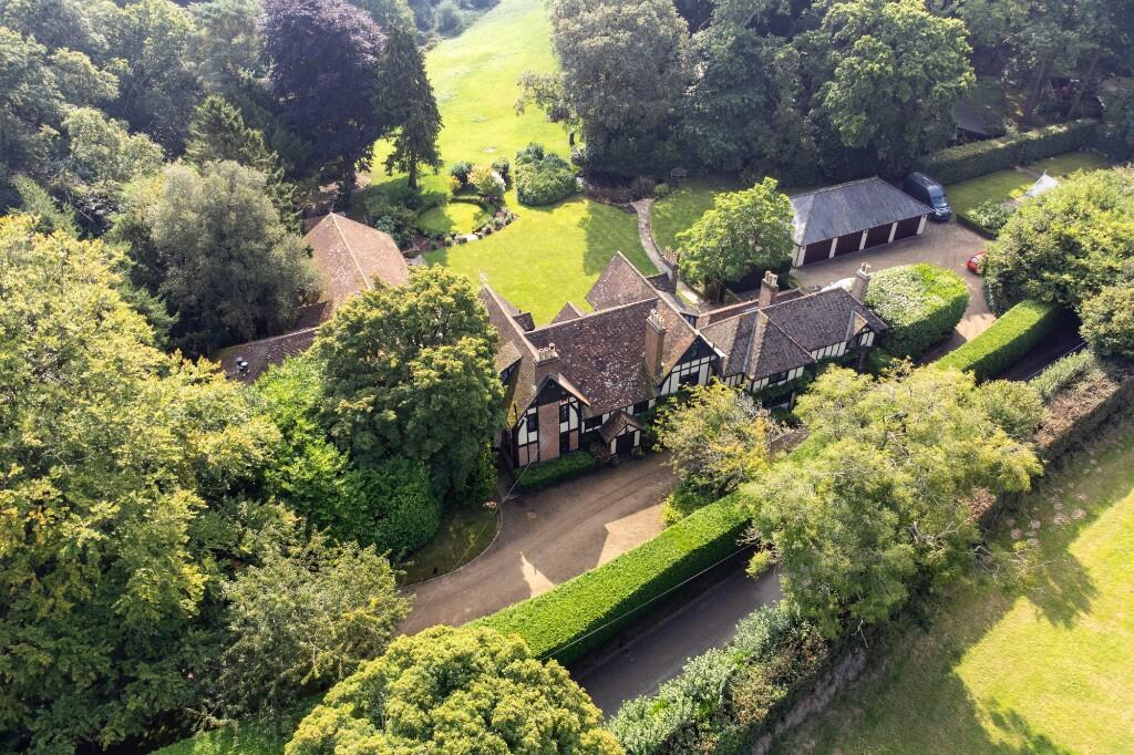 Lot 1 - House & Gardens - Chalksole Manor, Alkham, CT15 photo 3