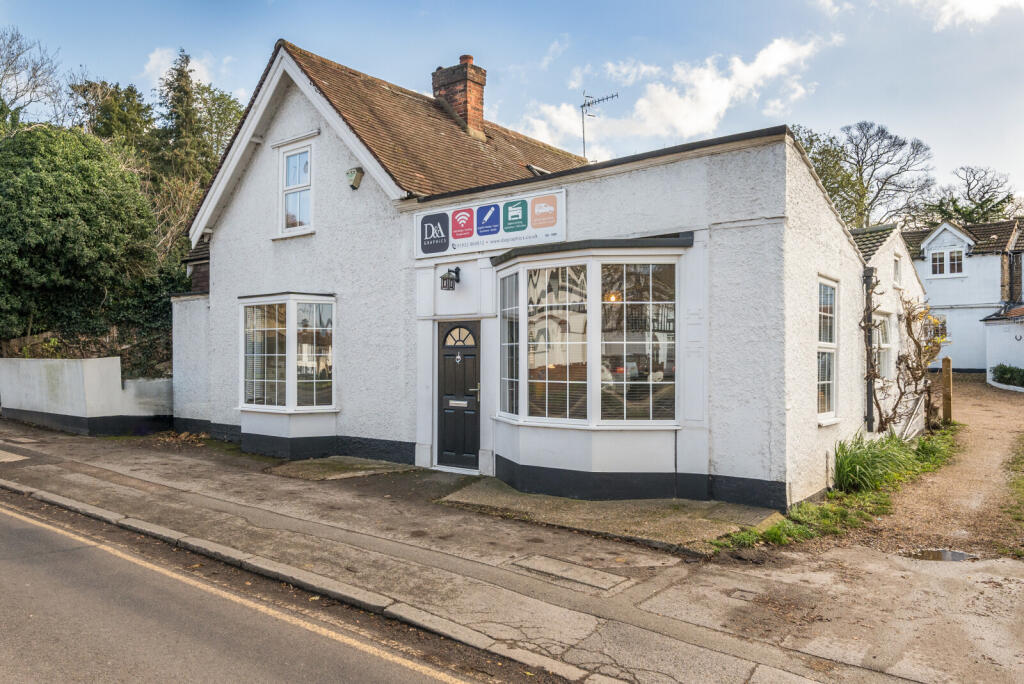 Main image of property: Portsmouth Road, Cobham, KT11