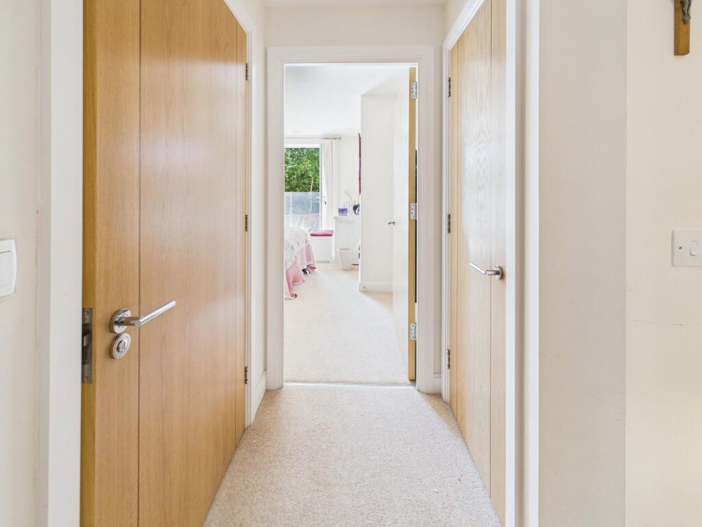 Tumbling Weir Court, Ottery St Mary photo 4