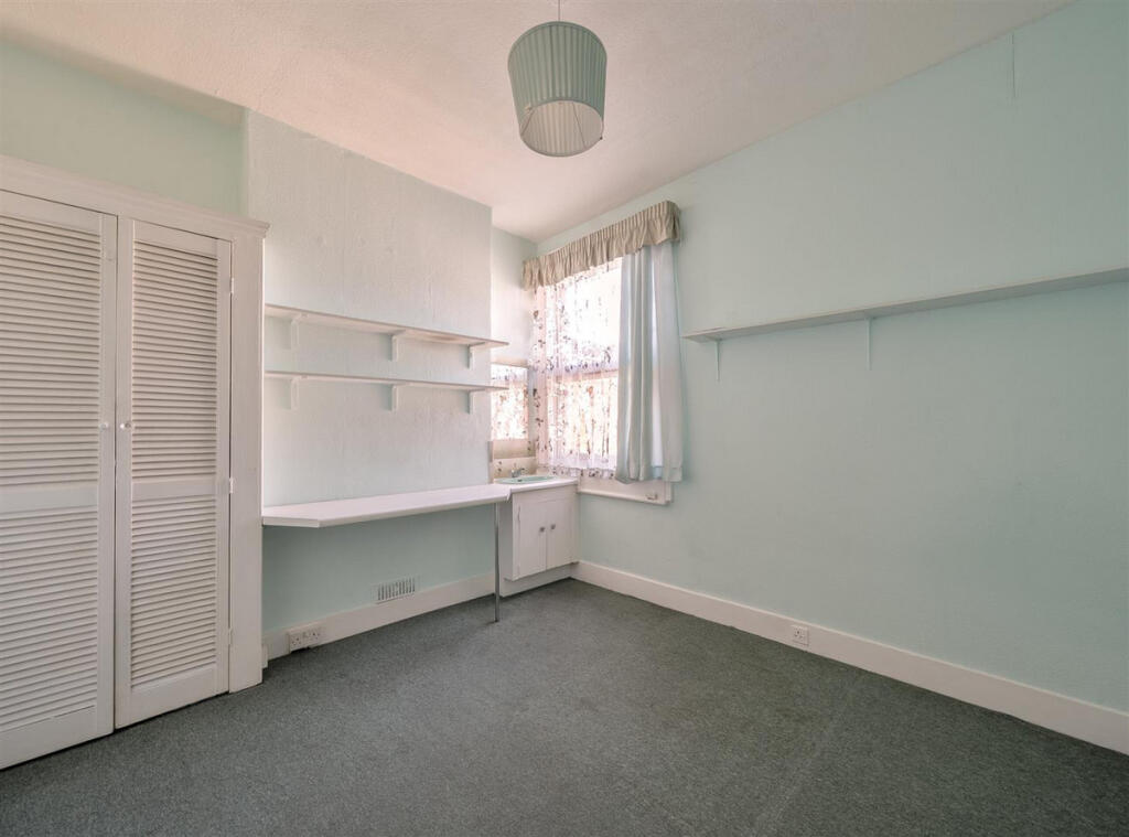 House in London, Willesden Green, Dollis Hill - View 5