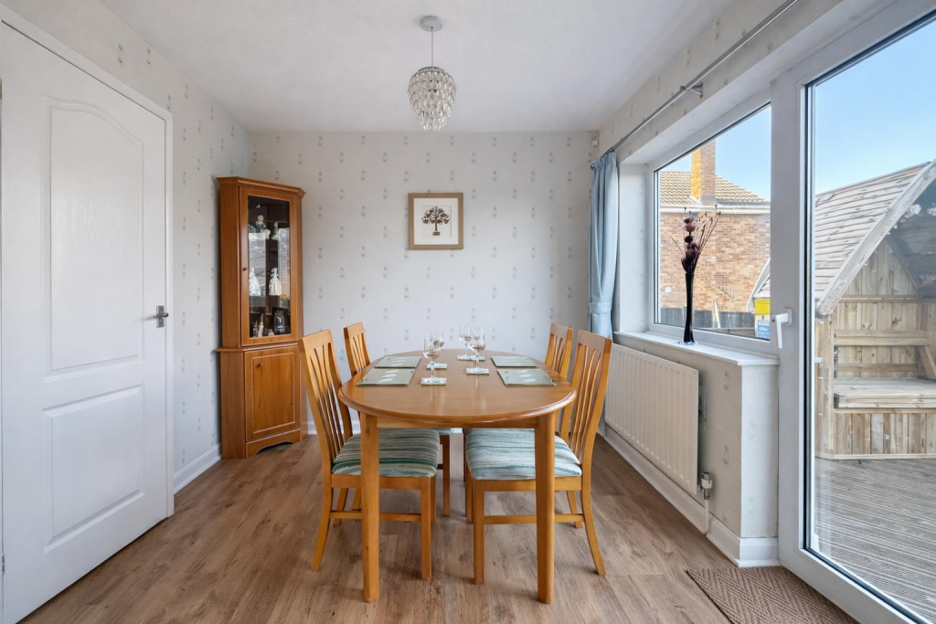 House in Northampton, Abington - View 4