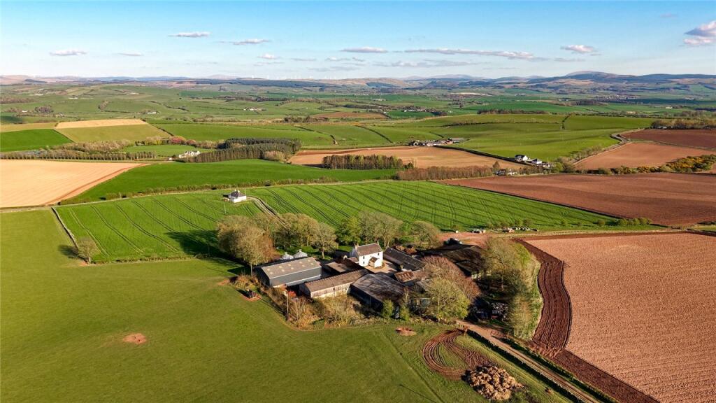 Main image of property: High Grange Farm, Maybole, South Ayrshire, KA19