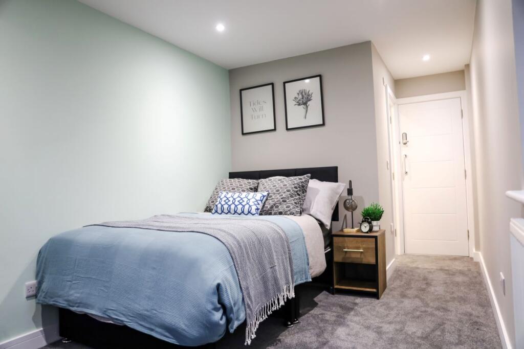 17 Paddington Road, Portsmouth, Hampshire, PO2 0DU photo 3