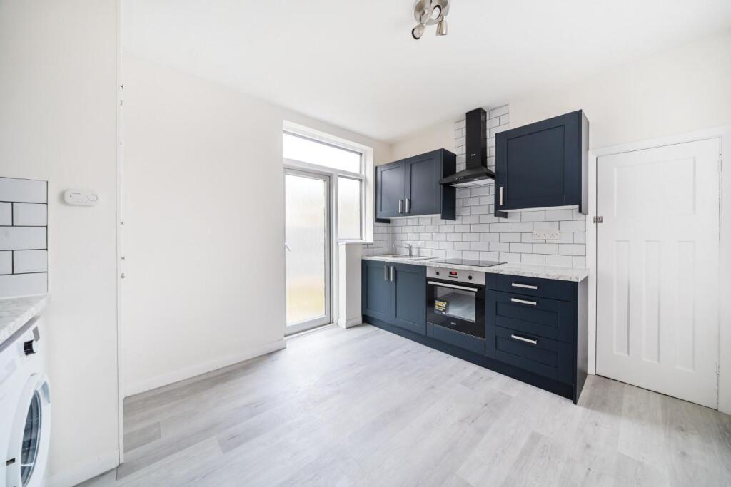 Main image of property: Vale Crescent, Kingston Vale, London, SW15