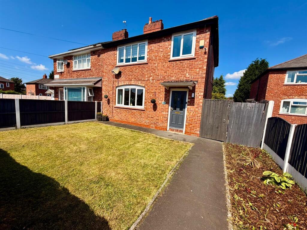 Main image of property: Lewisham Avenue, Manchester