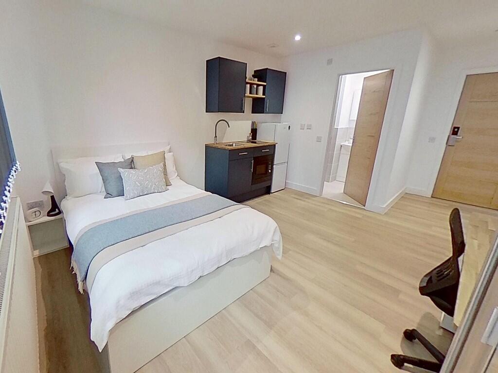 Main image of property: Flat 110, Sandfield House, 5 Mansfield Road, Nottingham, NG1 3FB