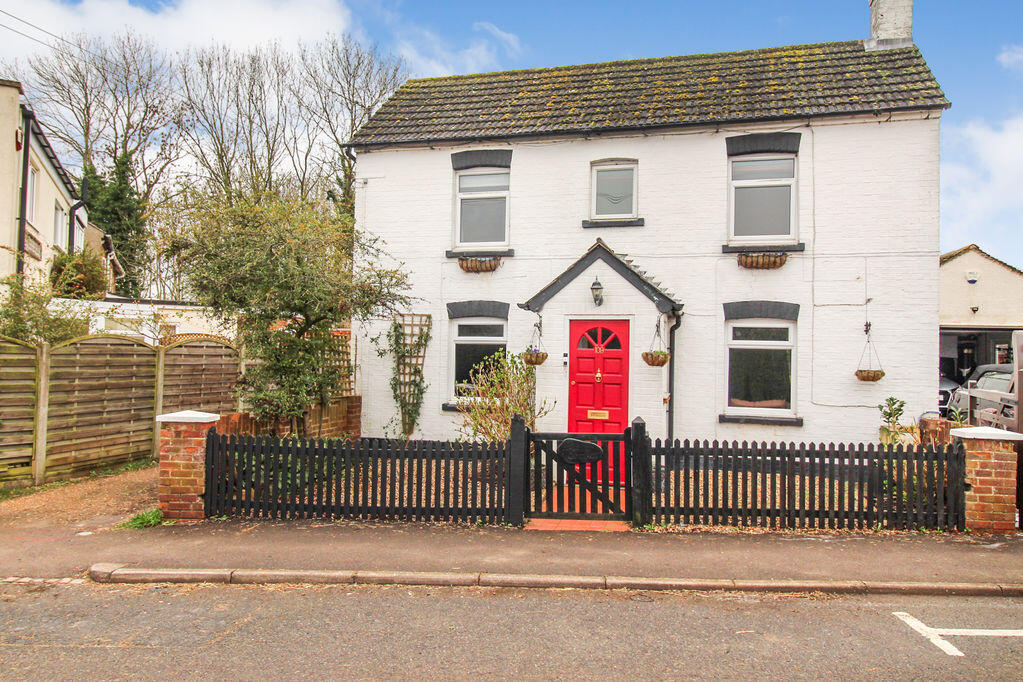3-bed detached on 76, Keeley Lane, £430,000