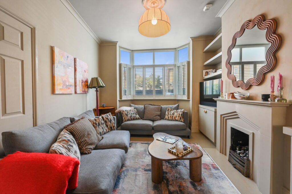 House in London - View 4