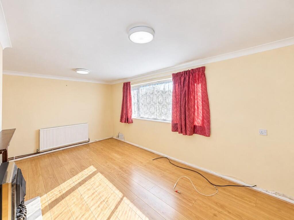 House in Stevenage - More