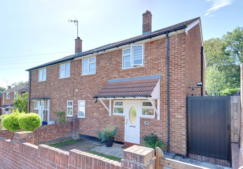 Main image of property: Corran Way, South Ockendon, RM15